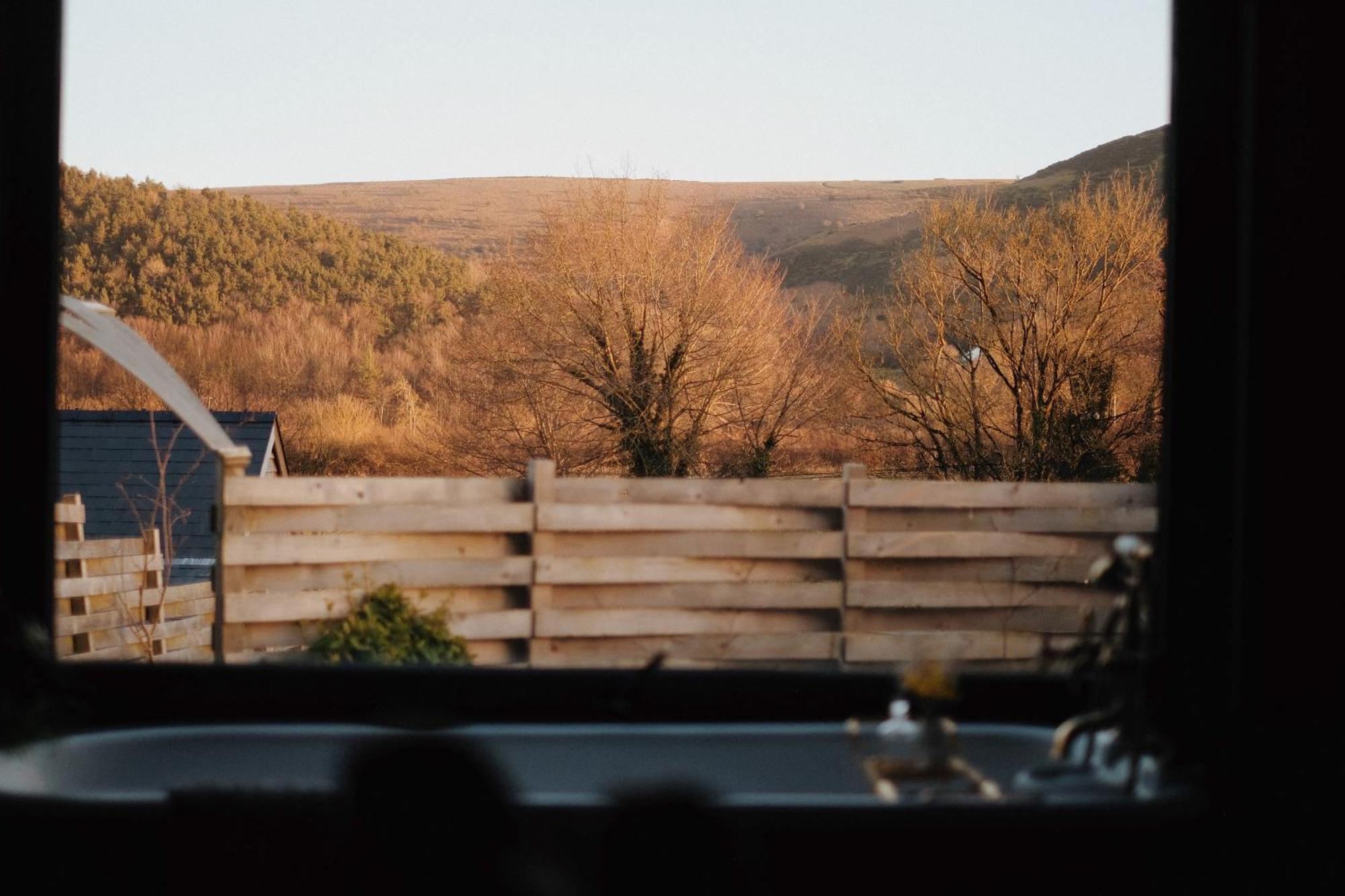 Two Unique Cabins Wrapped In Beautiful Welsh Scenery Presteigne Exterior photo